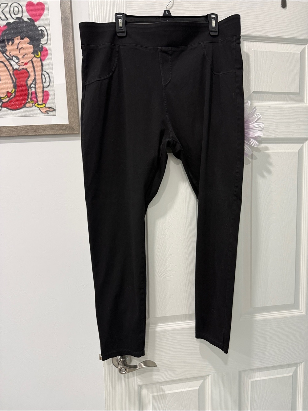 Women's  Black Stretch Pants